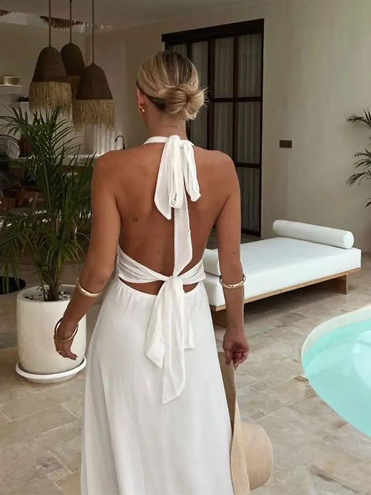 Paris™ | Tiefes V-Ausschnitt-Trägerkleid mit Schlitz